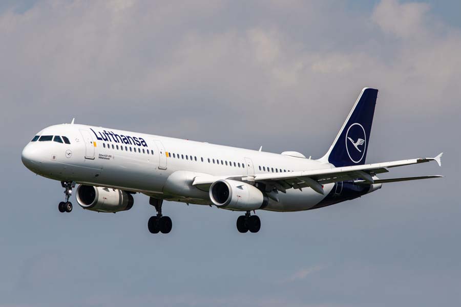 Marco de referencia transportar dedo Equipaje permitido de Lufthansa - TikoTravel