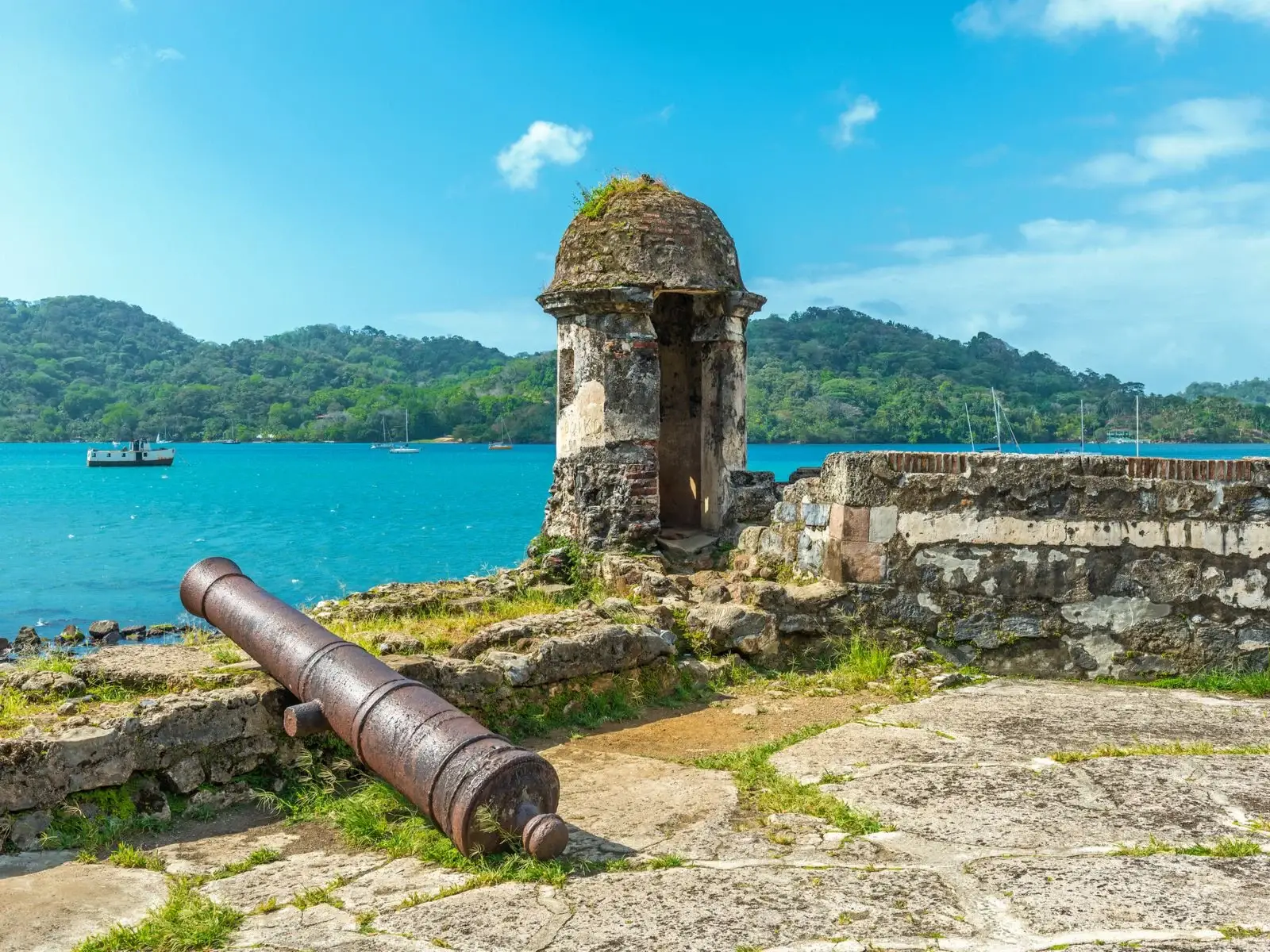 Old Spanish cannon at the fortress of Santiago for a piece titled Is Panama Safe