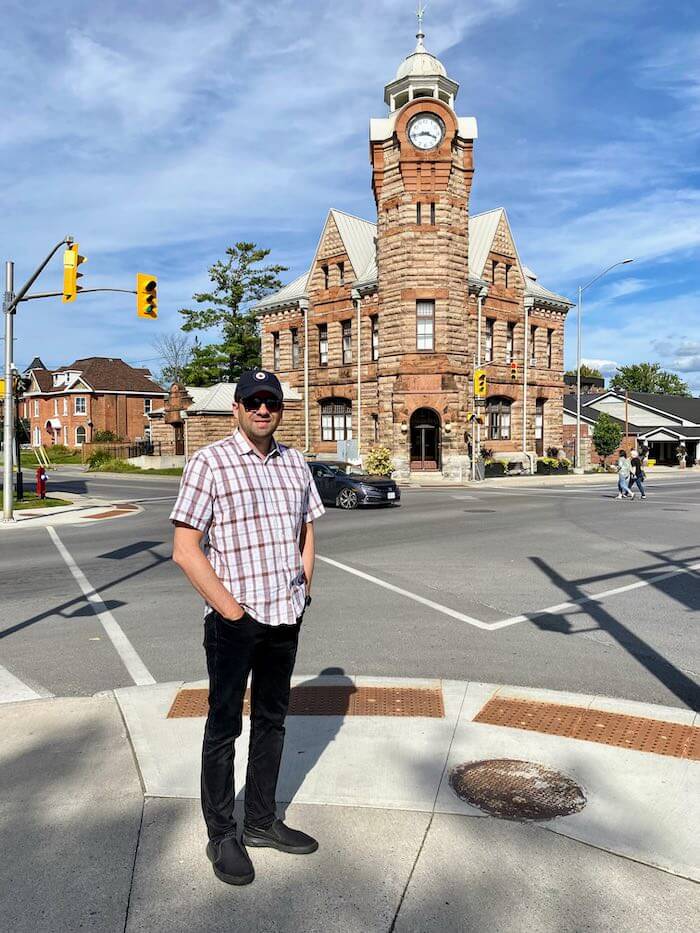Sergey Kargopolov at the Arnprior and District Museum.